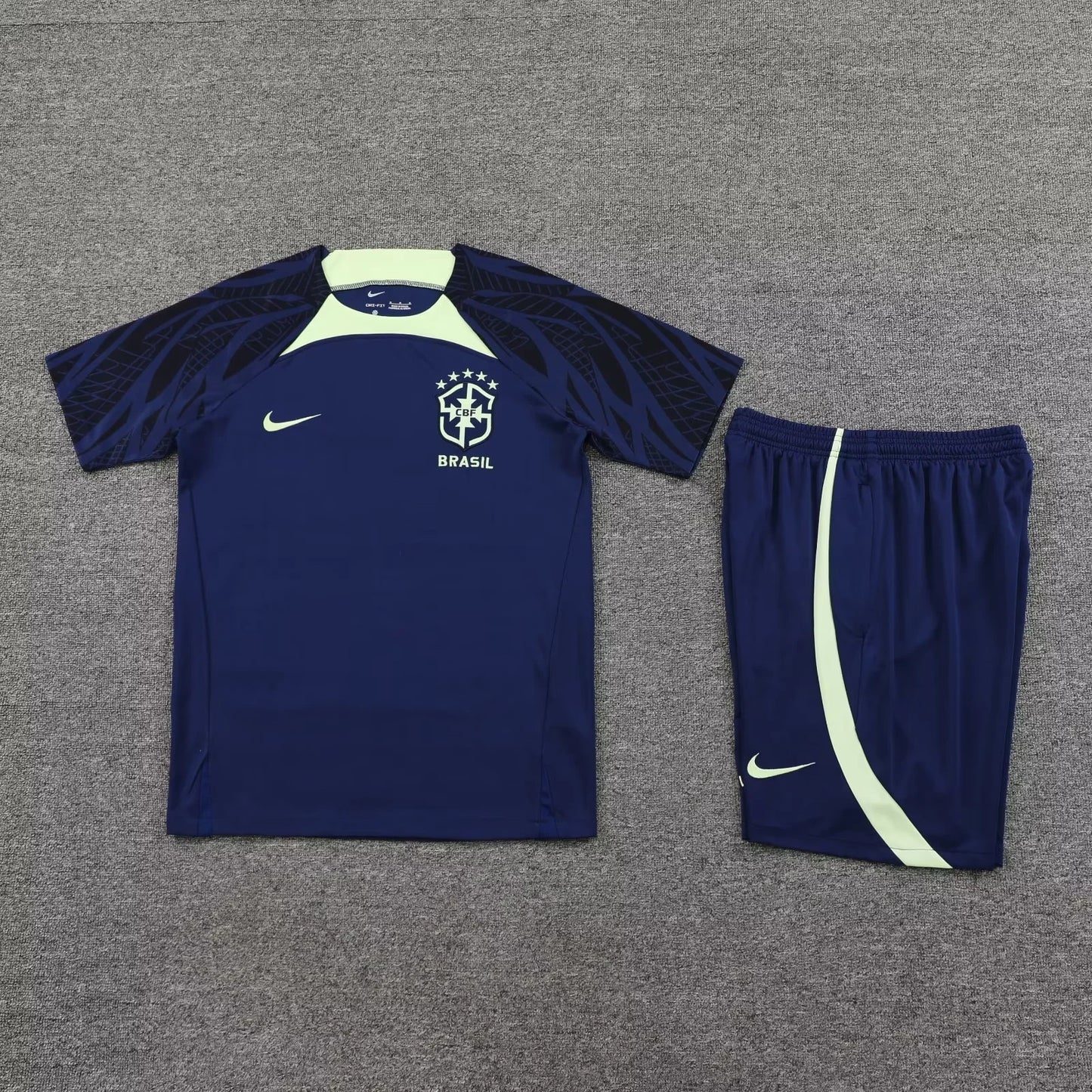 Ensemble | Nike Brésil training short 2023